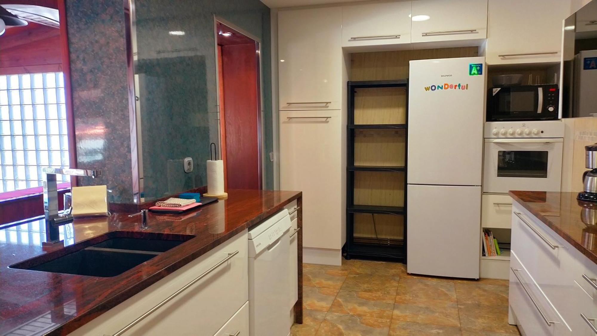 Villa Du Lac Speciale Pour Famille Avec Enfant Riudecanyes 外观 照片