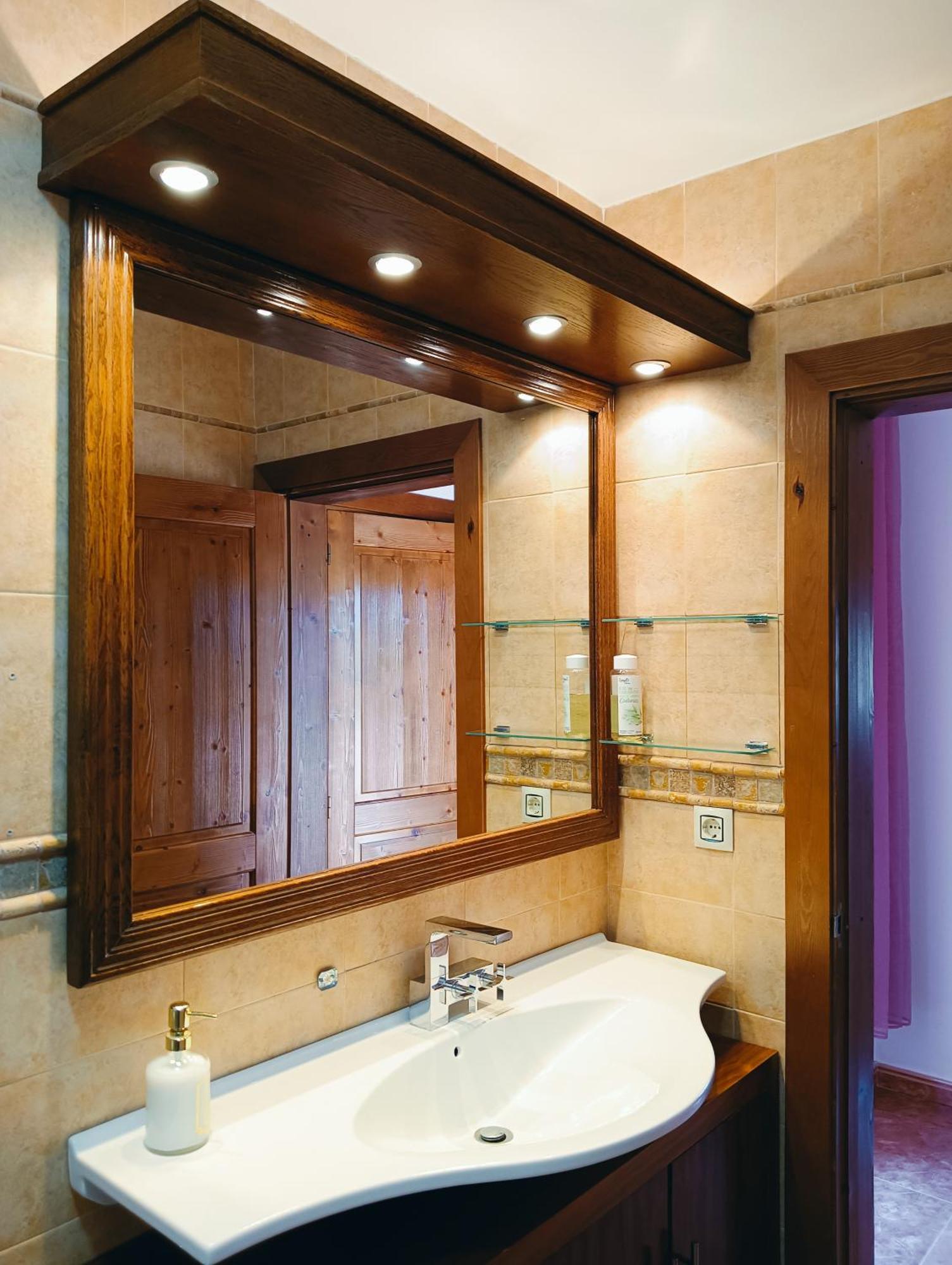 Villa Du Lac Speciale Pour Famille Avec Enfant Riudecanyes 外观 照片