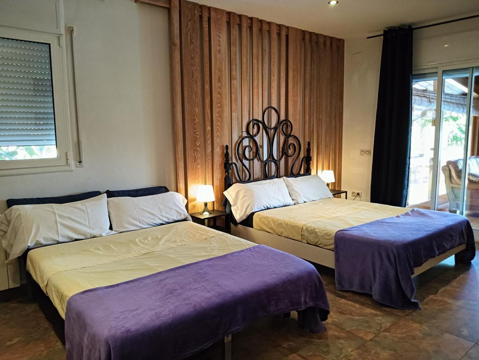 Villa Du Lac Speciale Pour Famille Avec Enfant Riudecanyes 外观 照片