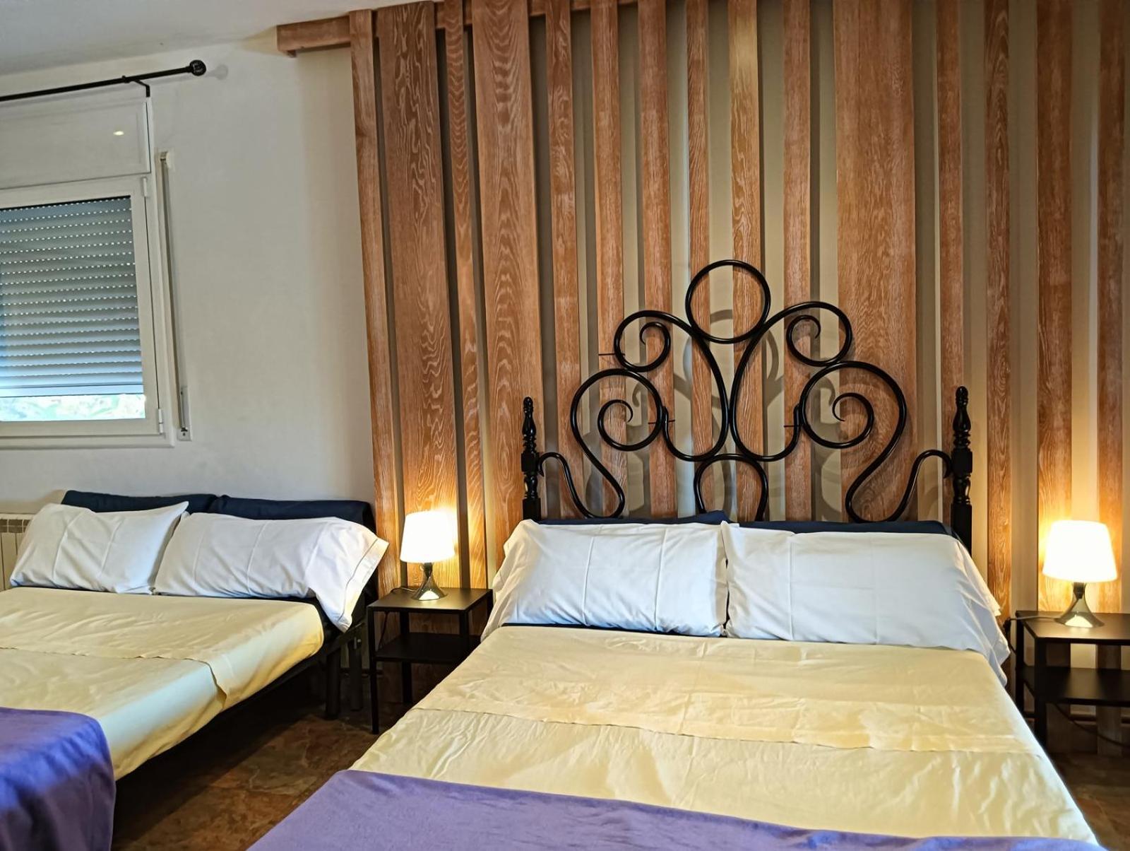 Villa Du Lac Speciale Pour Famille Avec Enfant Riudecanyes 外观 照片