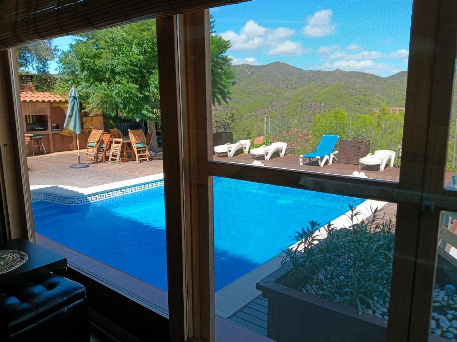 Villa Du Lac Speciale Pour Famille Avec Enfant Riudecanyes 外观 照片